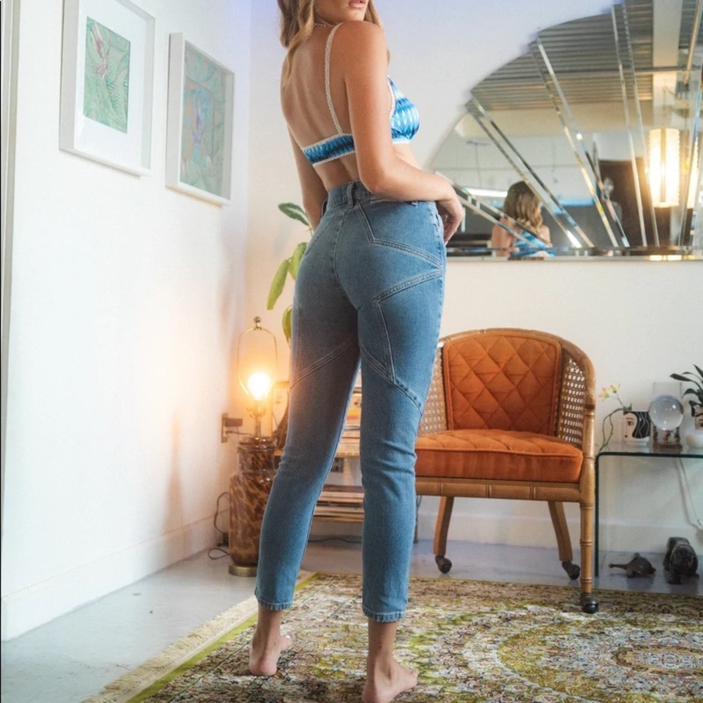 Revice• Venus Crop Star Butt Jeans - Picture 2 of 8